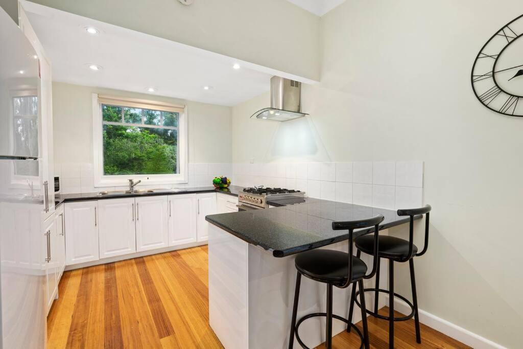Вілла Paddys Creek Retreat Upwey Екстер'єр фото